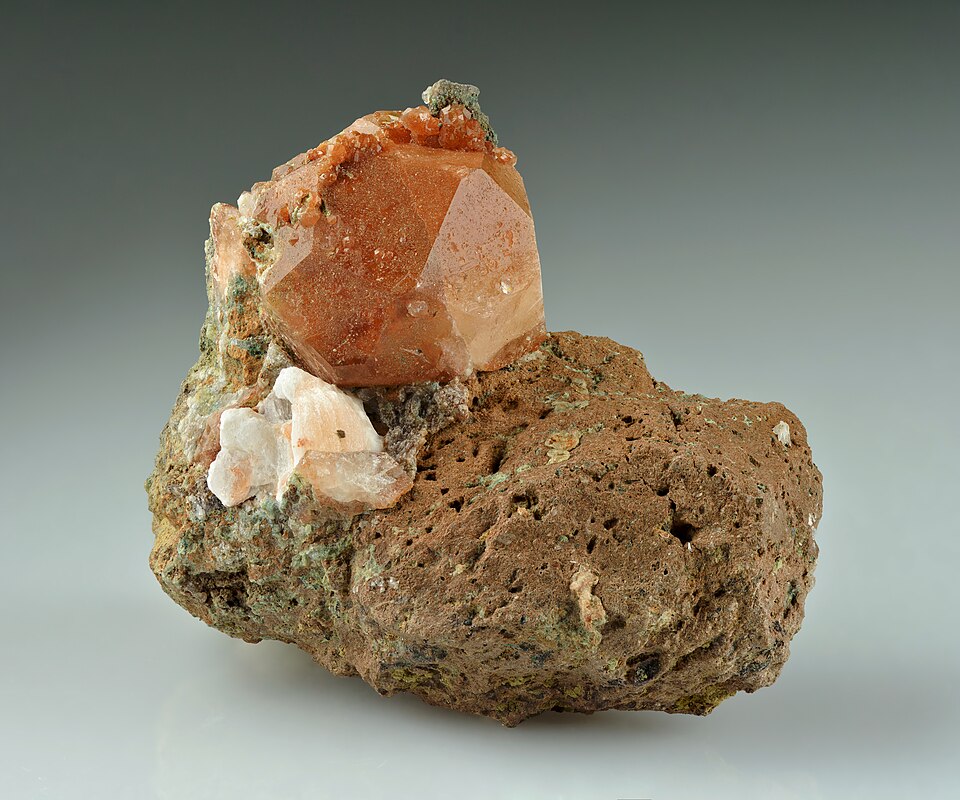 Analcime specimen Analcime specimen: colorless and white mineral