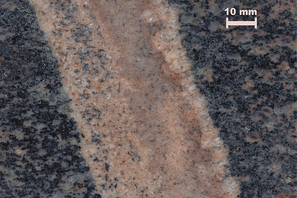 Aplite specimen Aplite specimen: white and pink igneous rock