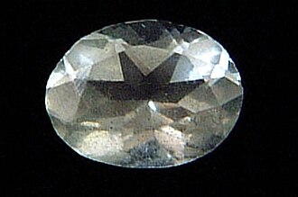 Aquamarine specimen: light blue and blue-green gemstone