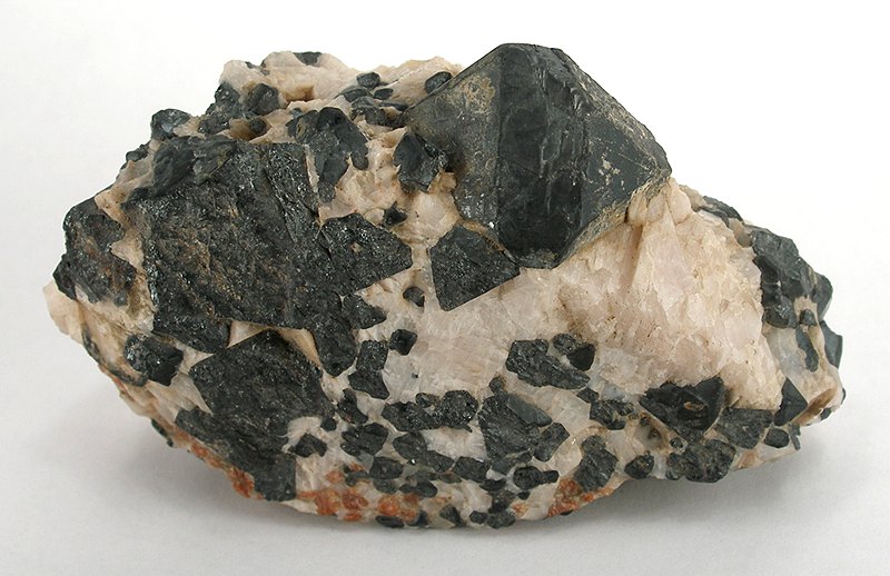 Franklinite specimen Franklinite specimen: black and brownish black mineral