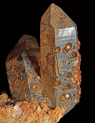 Spessartine specimen Spessartine specimen: orange and red mineral (photo 2)